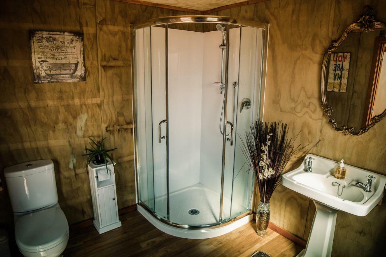 Country Retreat Glamping Otel New Plymouth Dış mekan fotoğraf